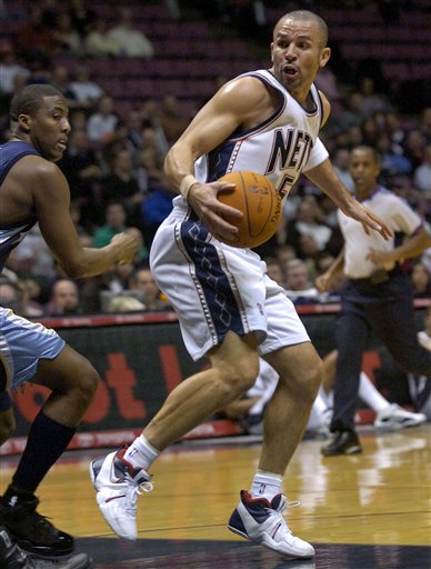 成了赛季首 成了赛季首